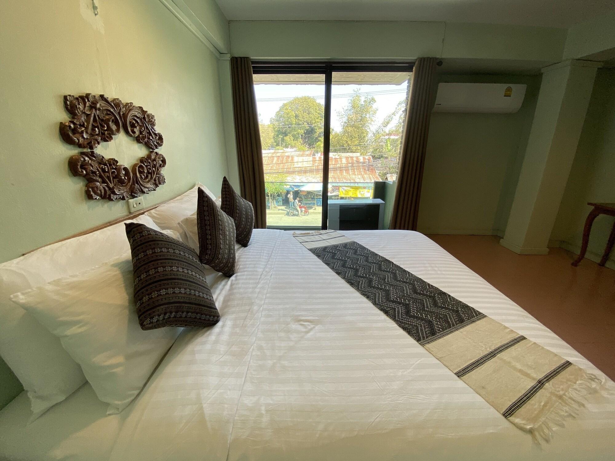 A Hotel Budget Чіангсен Екстер'єр фото